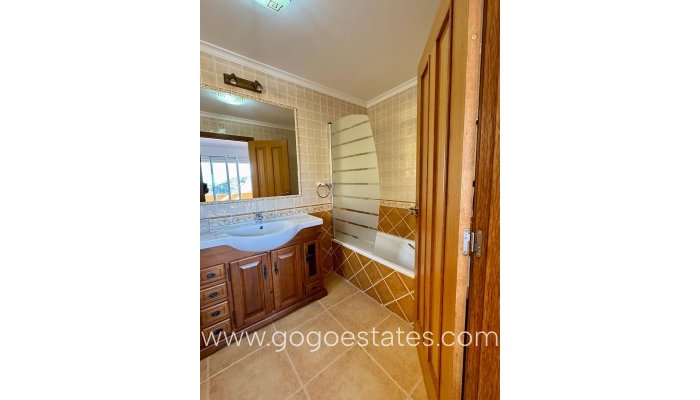 Te koop - Appartement - Appartement op de middelste verdieping - Benitachell - Benitachell Centro