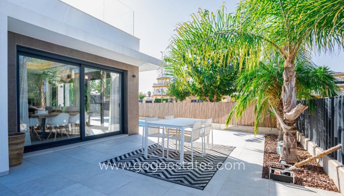 Te koop - Huis - Vrijstaande Villa - San Fulgencio - San Fulgencio Centro