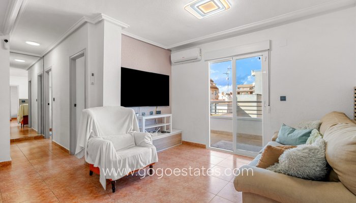 Te koop - Appartement - Appartement op de middelste verdieping - Torrevieja - Torrevieja Centro