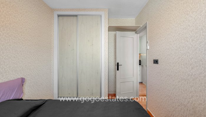 Te koop - Appartement - Appartement op de middelste verdieping - Torrevieja - Torrevieja Centro