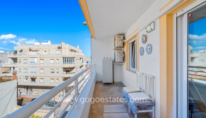Te koop - Appartement - Appartement op de middelste verdieping - Torrevieja - Torrevieja Centro