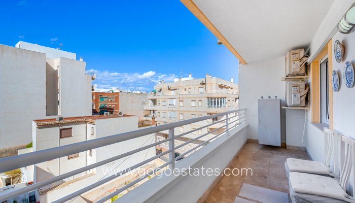Te koop - Appartement - Appartement op de middelste verdieping - Torrevieja - Torrevieja Centro