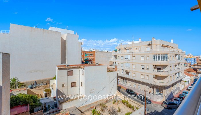 Te koop - Appartement - Appartement op de middelste verdieping - Torrevieja - Torrevieja Centro