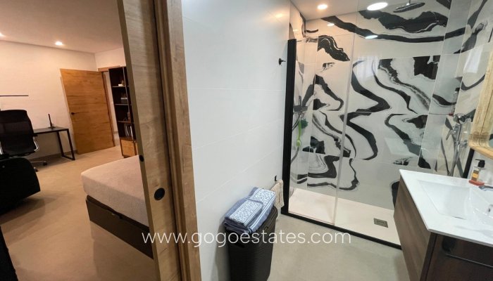 Te koop - Huis - Vrijstaande Villa - Elche - Elche Centro