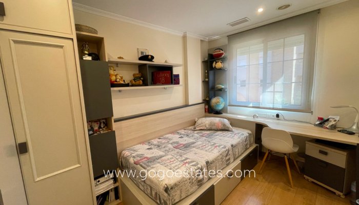 Te koop - Huis - Stadswoning - Elche - Elche Centro