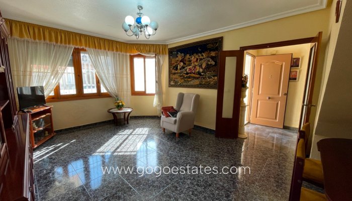 Resale - House - Townhouse - Jacarilla