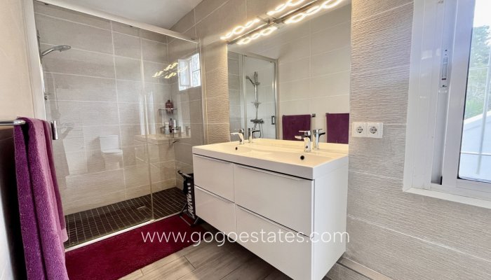 Te koop - Huis - Vrijstaande Villa - Pilar De La Horadada - Pilar de la Horadada Centro