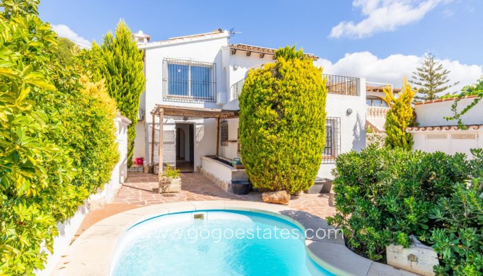 Te koop - Huis - Vrijstaande Villa - Teulada - Moraira