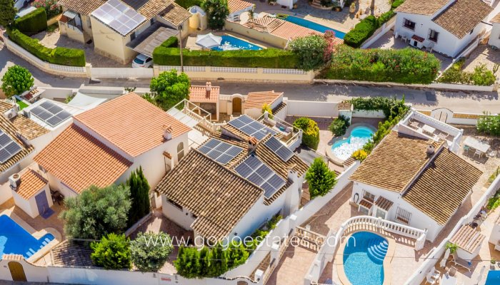 Te koop - Huis - Vrijstaande Villa - Teulada - Moraira
