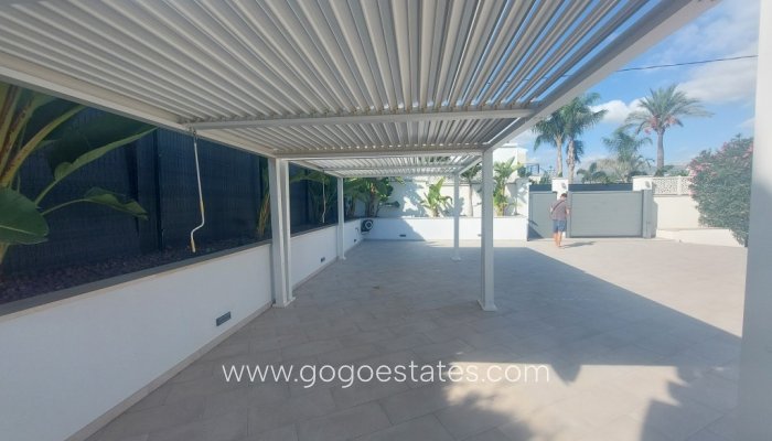 Te koop - Huis - Vrijstaande Villa - l'Alfas del Pi - Albir