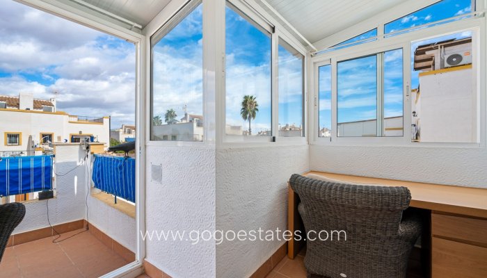 Te koop - Huis - Vrijstaande Villa - Torrevieja - Torrevieja Centro