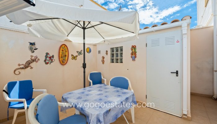 Te koop - Huis - Vrijstaande Villa - Torrevieja - Torrevieja Centro
