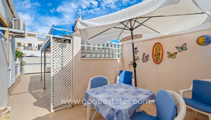 Te koop - Huis - Vrijstaande Villa - Torrevieja - Torrevieja Centro