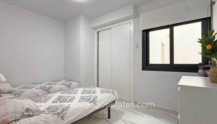 Te koop - Appartement - Appartement op de middelste verdieping - Orihuela - Los Altos