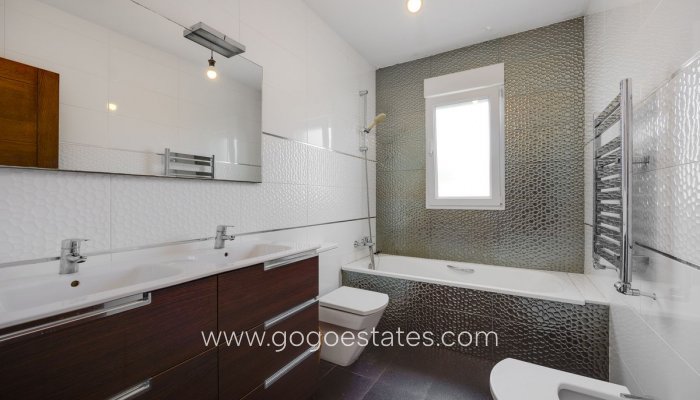 Te koop - Huis - Vrijstaande Villa - Rojales - Ciudad Quesada