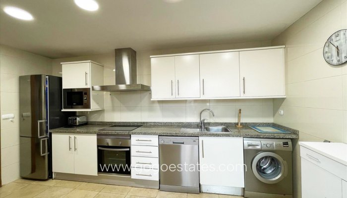 Te koop - Appartement - Appartement op de middelste verdieping - Calpe - Calpe Centro