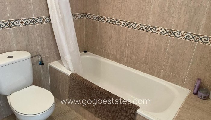 Te koop - Huis - Stadswoning - Daya Nueva - Daya Nueva Centro