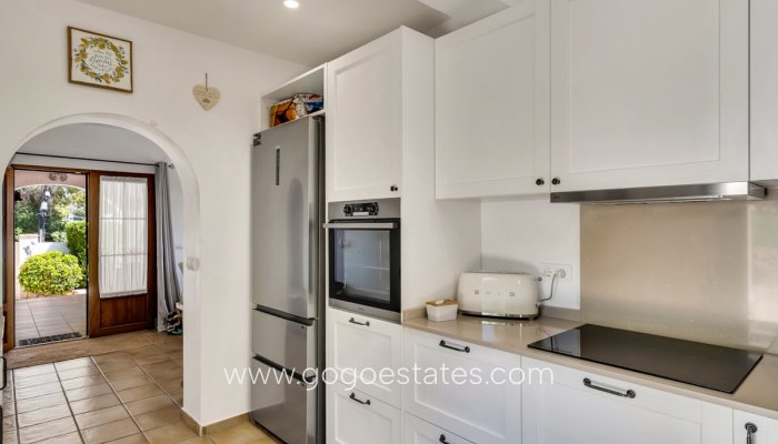 Te koop - Huis - Vrijstaande Villa - Benissa - La Fustera