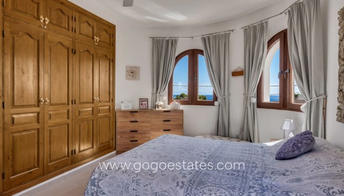 Te koop - Huis - Vrijstaande Villa - Benissa - La Fustera