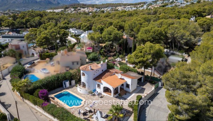 Te koop - Huis - Vrijstaande Villa - Benissa - La Fustera