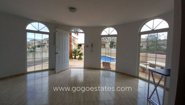 Te koop - Huis - Vrijstaande Villa - Pilar De La Horadada - Pilar de la Horadada Centro