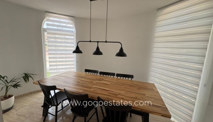 Te koop - Huis - Vrijstaande Villa - Pilar De La Horadada - Pilar de la Horadada Centro