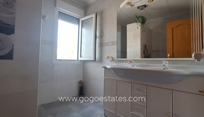 Te koop - Huis - Vrijstaande Villa - Elche - Elche Centro