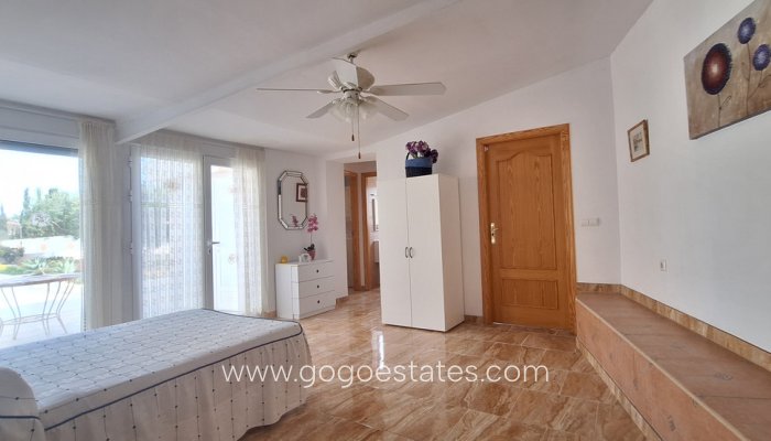 Te koop - Huis - Vrijstaande Villa - Elche - Elche Centro