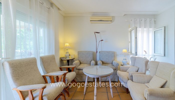 Te koop - Huis - Vrijstaande Villa - Orihuela - Campoamor