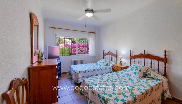 Te koop - Huis - Vrijstaande Villa - Orihuela - Campoamor