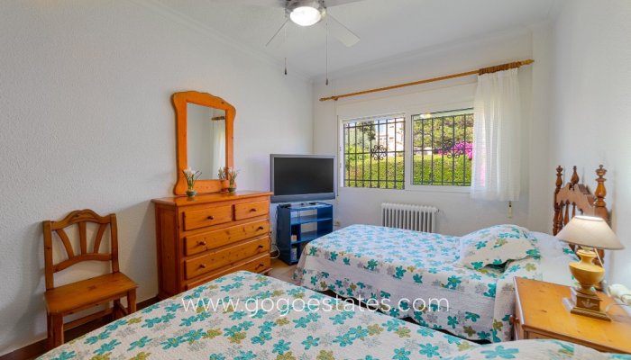 Te koop - Huis - Vrijstaande Villa - Orihuela - Campoamor