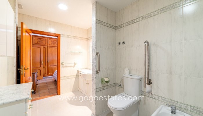 Te koop - Huis - Vrijstaande Villa - Orihuela - Campoamor