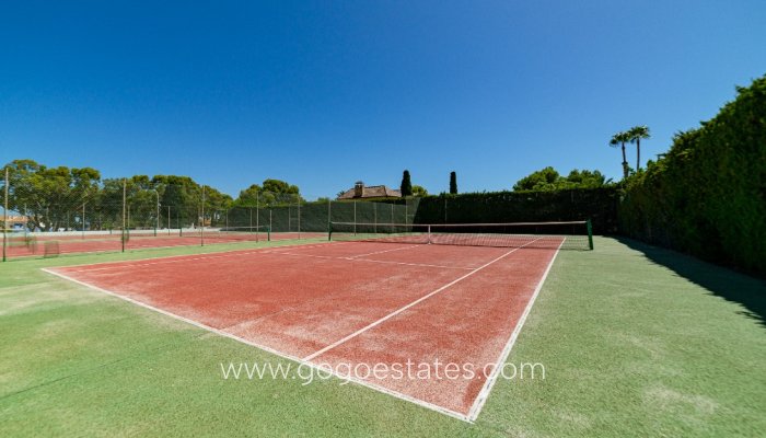 Te koop - Huis - Vrijstaande Villa - Orihuela - Campoamor