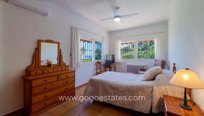 Te koop - Huis - Vrijstaande Villa - Orihuela - Campoamor