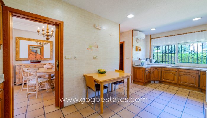 Te koop - Huis - Vrijstaande Villa - Orihuela - Campoamor