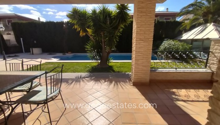 Te koop - Huis - Vrijstaande Villa - Elda - Elda Centro