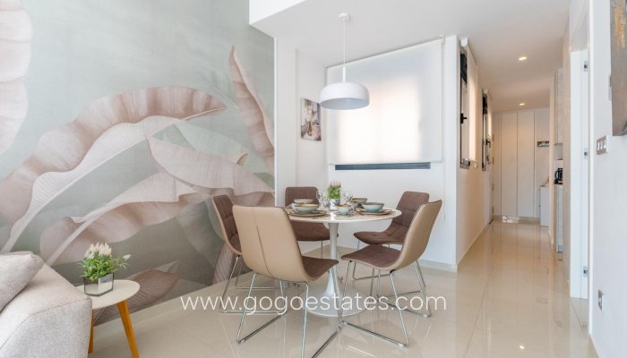 Te koop - Appartement - Appartement op de middelste verdieping - Torrevieja - Torrevieja Centro