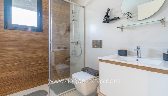 Te koop - Appartement - Appartement op de middelste verdieping - Torrevieja - Torrevieja Centro