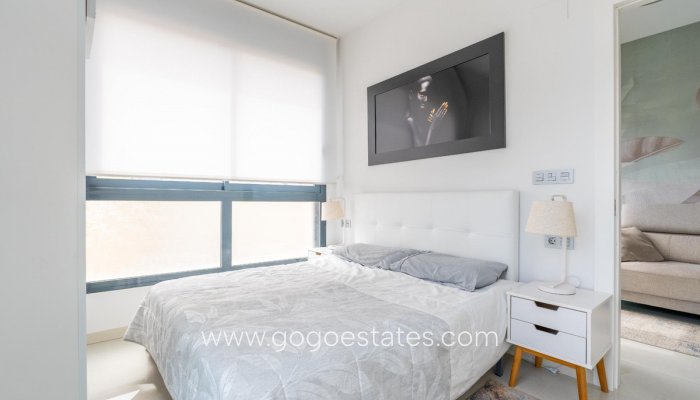 Te koop - Appartement - Appartement op de middelste verdieping - Torrevieja - Torrevieja Centro