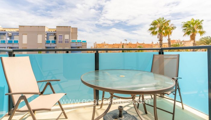 Te koop - Appartement - Appartement op de middelste verdieping - Torrevieja - Torrevieja Centro
