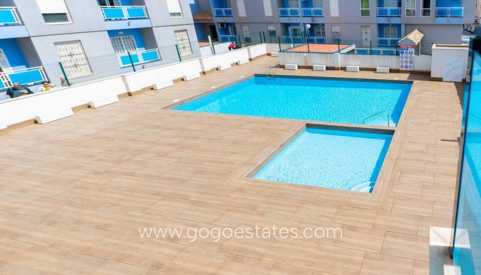 Te koop - Appartement - Appartement op de middelste verdieping - Torrevieja - Torrevieja Centro