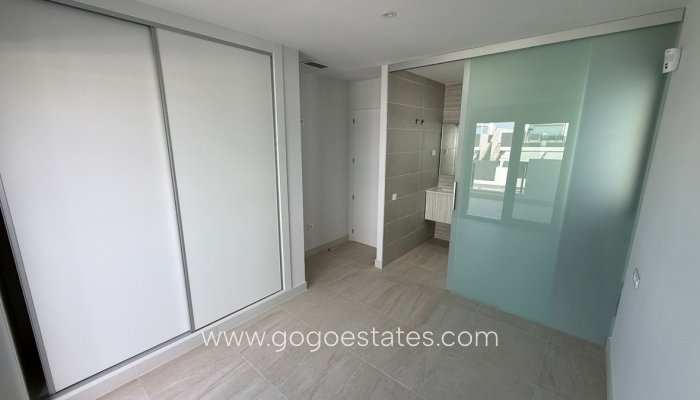 Revente - Appartement - Appartement au rez-de-chaussée - Torrevieja - Torrevieja Centro