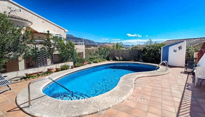 Te koop - Huis - Vrijstaande Villa - La Nucía - La Nucia Centro