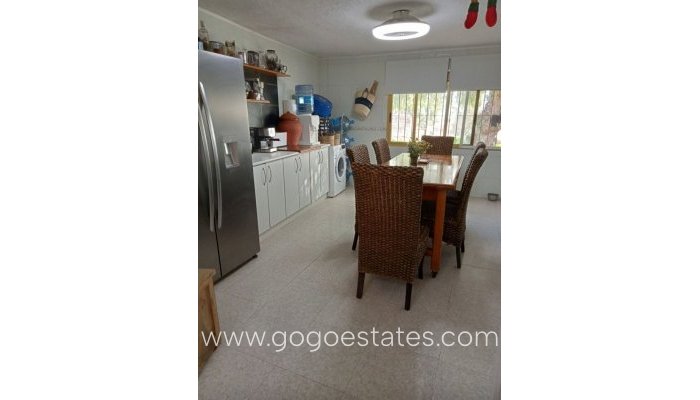 Te koop - Huis - Grotwoning - Alicante - Alcoraya