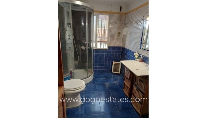 Te koop - Huis - Grotwoning - Alicante - Alcoraya