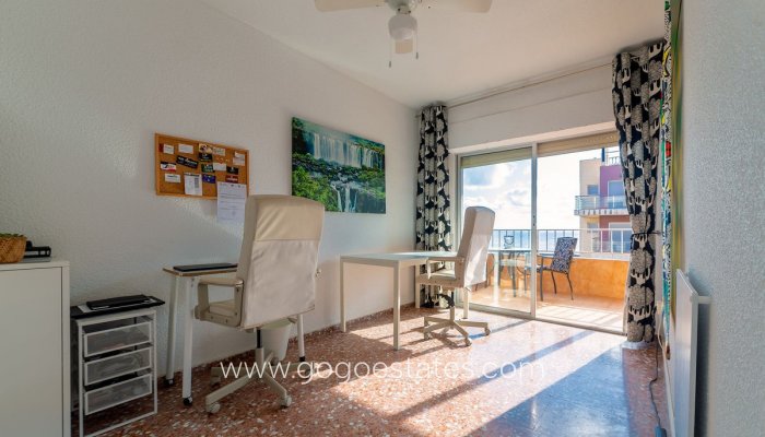 Te koop - Appartement - Appartement op de middelste verdieping - Orihuela - Punta Prima