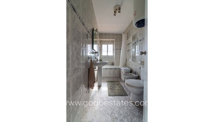 Te koop - Appartement - Appartement op de middelste verdieping - Orihuela - Punta Prima