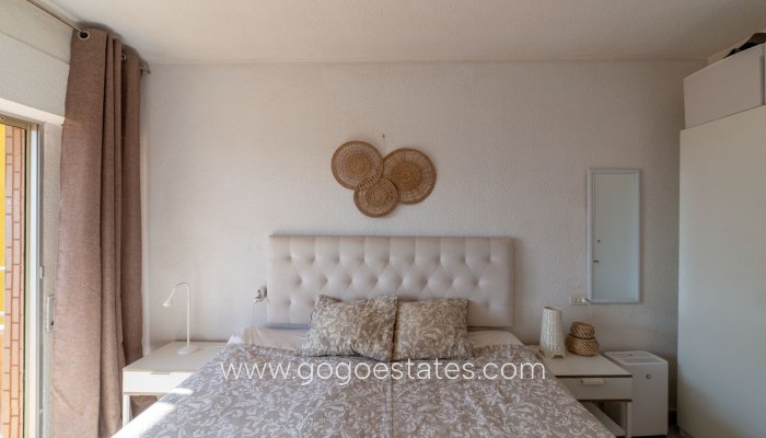 Te koop - Appartement - Appartement op de middelste verdieping - Orihuela - Punta Prima