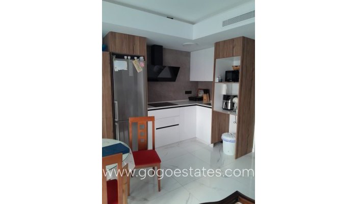 Te koop - Appartement - Appartement op de middelste verdieping - Torrevieja - Torrevieja Centro
