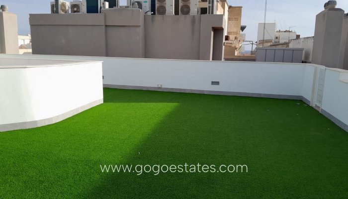 Te koop - Appartement - Appartement op de middelste verdieping - Torrevieja - Torrevieja Centro